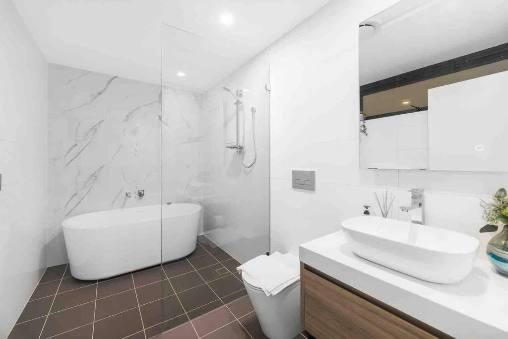 Luxury 3 Bedroom Apartment In Ryde 悉尼 外观 照片