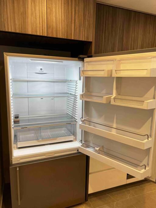 Luxury 3 Bedroom Apartment In Ryde 悉尼 外观 照片