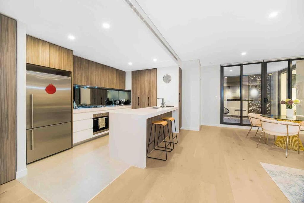 Luxury 3 Bedroom Apartment In Ryde 悉尼 外观 照片