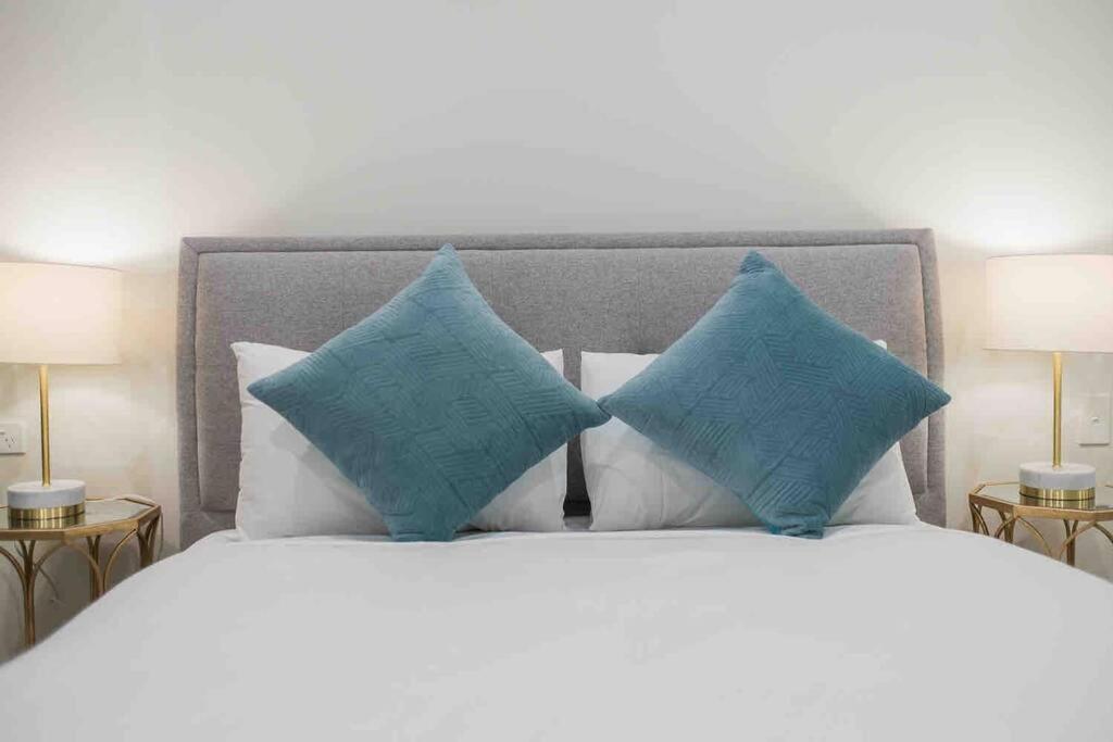 Luxury 3 Bedroom Apartment In Ryde 悉尼 外观 照片