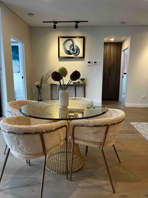 Luxury 3 Bedroom Apartment In Ryde 悉尼 外观 照片